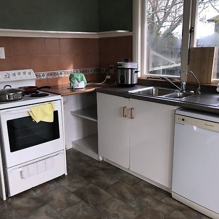 317 Cambridge Apartment แฮมิลตัน ภายนอก รูปภาพ